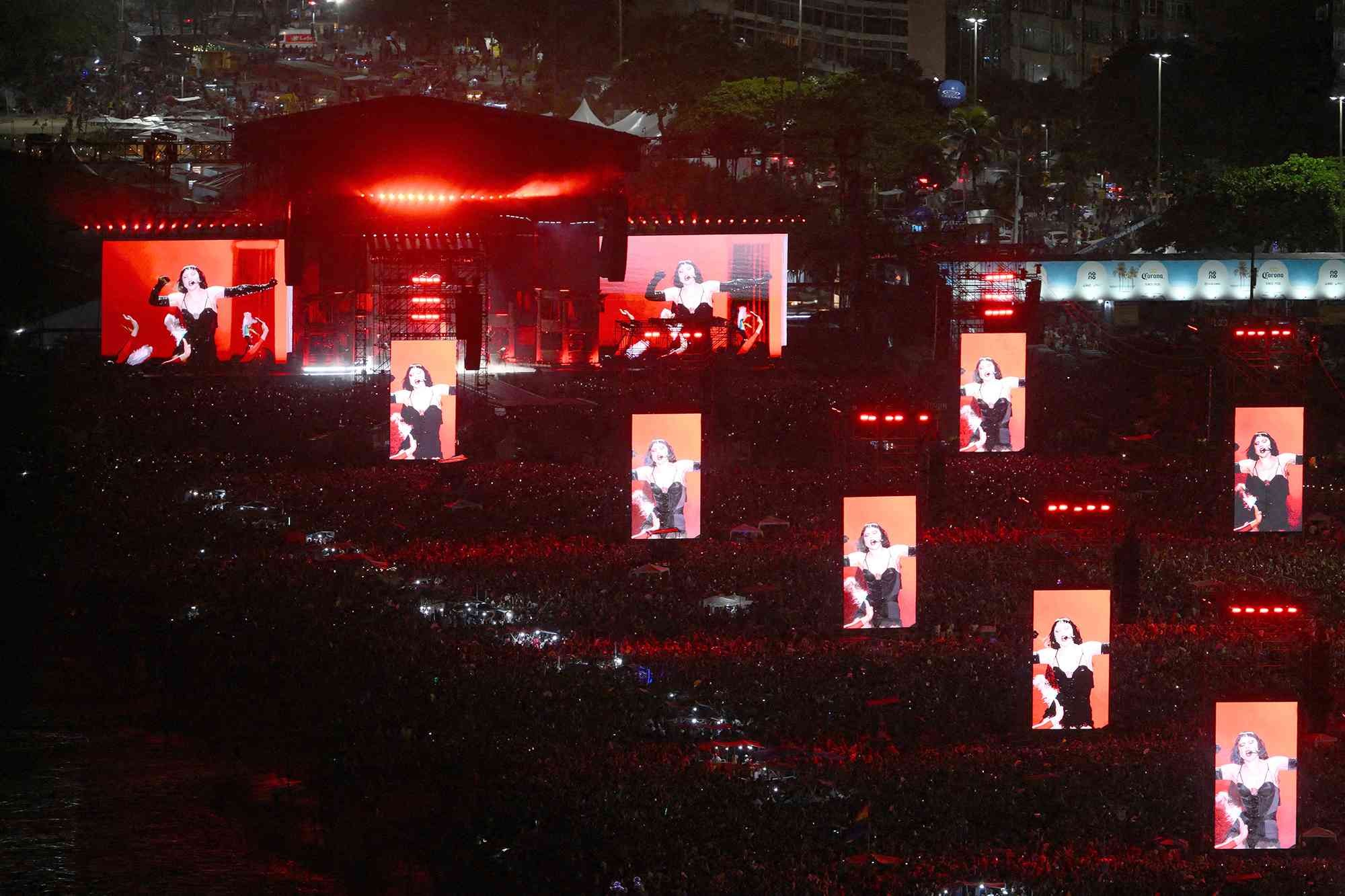 lady-gaga-breaks-record-copacabana-050425-02-2a6ae470b95b4e98abc1f413a16800cc.jpg