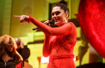 H Jessie J θα κυκλοφορήσει Christmas album: "This Christmas Days"