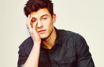 Ο Shawn Mendes είναι ο νεότερος καλλιτέχνης με 3 album στην κορυφή 