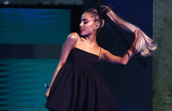 H Ariana Grande μιλάει για το επίμονο πρόβλημα στην υγεία της  