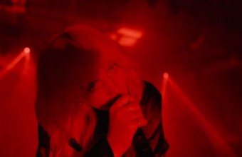 Η Billie Eilish μετατρέπεται σε animation στο συναρπαστικό video του «Oxytocin»