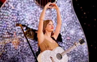 Taylor Swift: Αυλαία έριξε το Eras Tour με εισπράξεις 2 δις