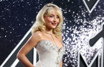 Το «Short n’ Sweet» της Sabrina Carpenter βρίσκεται για 4η εβδομάδα στο No.1 του Billboard 200 