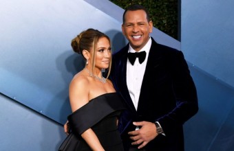  Η Jennifer Lopez χώρισε με τον Alex Rodriguez λόγω «θεμάτων εμπιστοσύνης που δεν μπορούσε να ξεπεράσει»