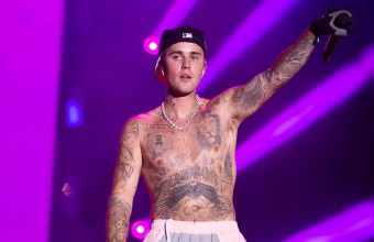 Justin Bieber: Πληρώθηκε 10 εκατ. δολάρια για να τραγουδήσει στον γάμο του γιου του πλουσιότερου ανθρώπου