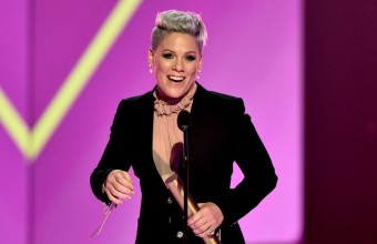 P!nk: «Μην ακούσετε ξανά τη μουσική μου αν συμφωνείτε με την απόφαση με τις αμβλώσεις»