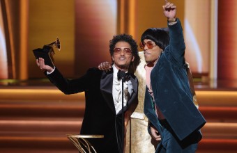 Grammy 2022: Οι νικητές της μεγαλύτερης βραδιάς της μουσικής