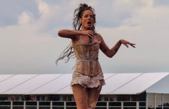 Halsey: «Θέλω τόσο πολύ να δω τον Nick Cave» – Η δημόσια δήλωση θαυμασμού στο Open’er Festival