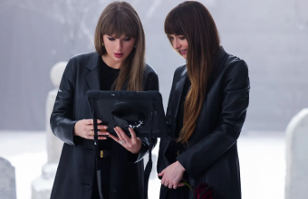 Taylor Swift: Τα γέλια με την Dakota Johnson και οι τρυφερές στιγμές με τον Travis Kelce στα γυρίσματα του «Patient Zero»