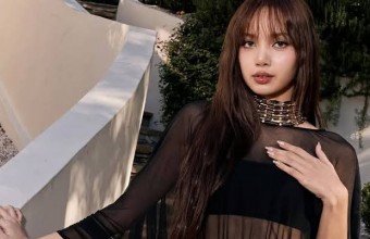 Lisa: Πώς μια επίσκεψη σε μέντιουμ οδήγησε στην αλλαγή του ονόματός της και, όπως πιστεύει η ίδια, άλλαξε τη ζωή της
