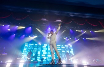 30 Χρόνια Regency Casino Thessaloniki: Ο Σάκης Ρουβάς έβαλε τη δική του υπογραφή στο Grand Anniversary Party στο Vergina Theatro