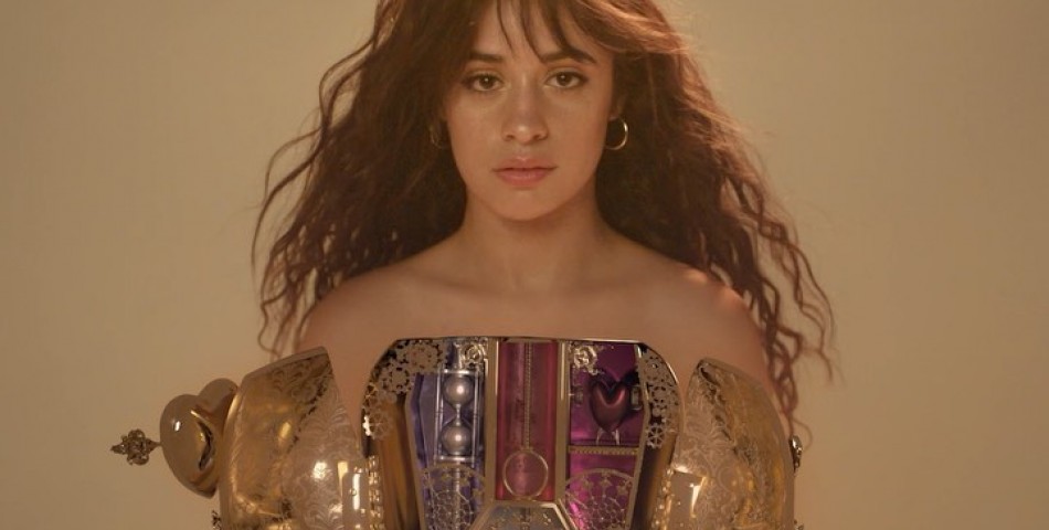 H Camila Cabello μας συστήνει το «Romance»