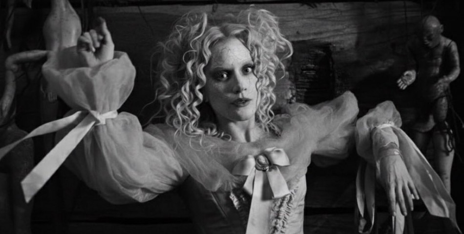 Η Lady Gaga δίνει τον ρυθμό στον χορό των νεκρών στο «Wednesday»