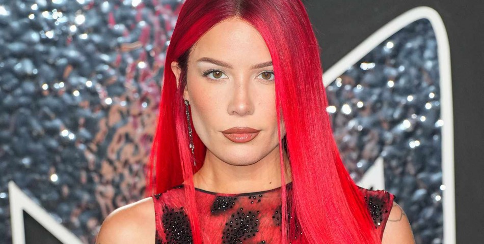 Halsey κατά Anthony Fantano: Η οργισμένη απάντηση για την κριτική στο «The Great Impersonator»