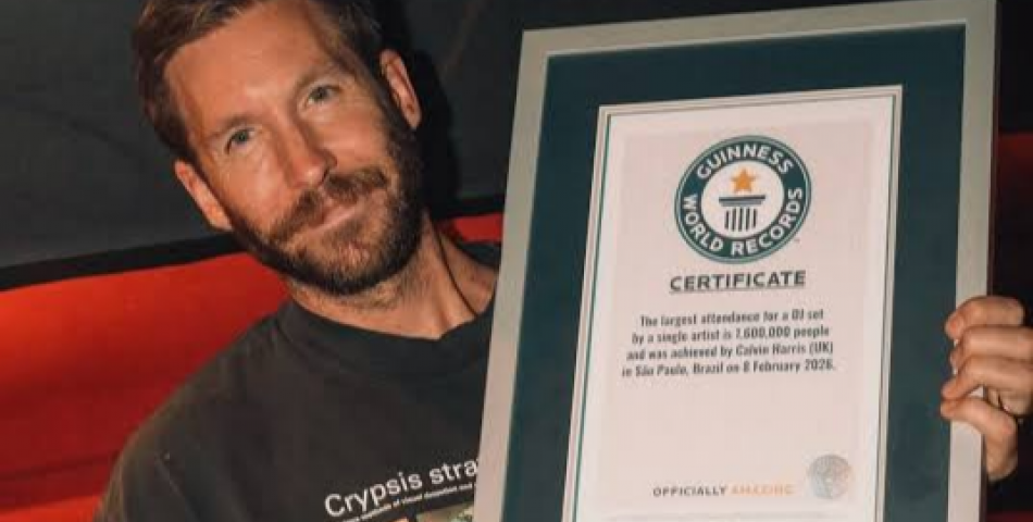 Calvin Harris: Στο βιβλίο των ρεκόρ για το DJ set μπροστά σε 1,6 εκατ. θεατές