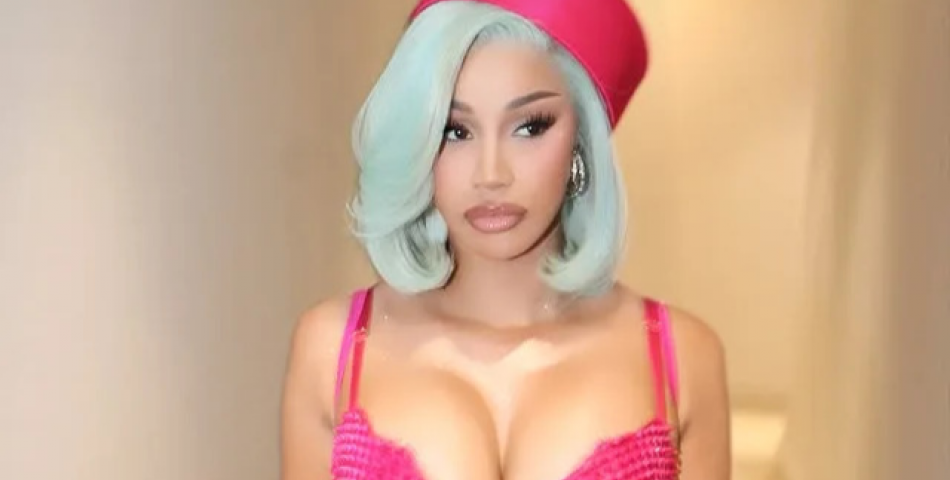 Cardi B: Η απρόσμενη στήριξη στις KATSEYE και η απάντηση στους επικριτές του «Hootie Frutti»